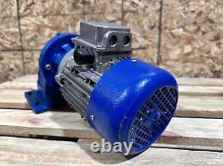 0.75kW 1HP 3-Phase AC Electric Motor Straight Gearbox 237RPM Gear Motor Reducer
