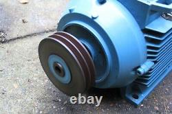 4kW (5.5HP) 3-Phase 415V AC Electric Motor 1430RPM 4-Pole M2AA112M 4