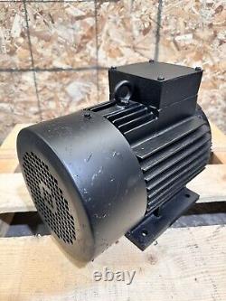 4kW 5.5HP 3-Phase AC Electric Motor B3 Foot 1400RPM 4-Pole 112 Frame 28mm Shaft