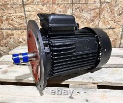 5.5kW (7.5HP) 3-Phase AC Electric Motor B5 Flange 2840RPM 2-Pole 132S Frame