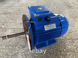 AMTECS AM1-IE2 100L4 2.2kw Electric Motor 3-phase 1440rpm B5 Flange Mounted