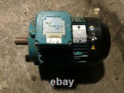 Crompton Greaves 7.5KW 4 Pole Electric Motor 1450RPM Foot 3 Phase 132M Frame IE2