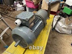 Electric Motor And Gearbox 106 rpm 2.2KW 3Phase