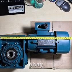 Fenner 3-Phase Electric Motor right angle Gearbox 0.37KW EEN2 71G4 see photos