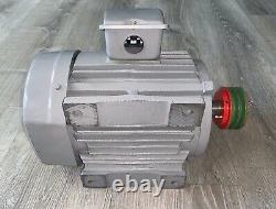 Pre-Owned! Fuji Electric 3 Phase Induction Motor (#MLA6107A)