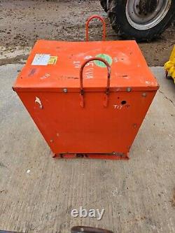 Red 15 KVA 3 Three phase 400 110 volt Electrical site Transformer £250+vat T17