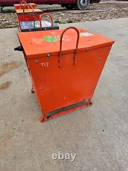 Red 15 KVA 3 Three phase 400 110 volt Electrical site Transformer £250+vat T17