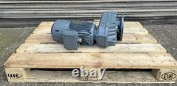 SEW 2.2kW 3-Phase AC Electric Motor Gearbox with Brake 41RPM Gear Motor Reducer