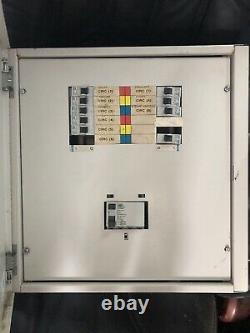 Schneider Electric MGBN6 12 Way Distribution Board TPN Three phase 3 MCB Switch