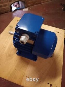 Speed controlled 0.37kW 1/2HP Electric Motor 240v AC