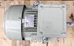 TECO 4kW (5.5HP) AC Electric Motor 2875RPM 2-Pole B3 Foot 112M IE3 Cast Iron