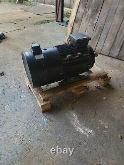 Tec Electric Motor 3 Phase 11 Kw 4 Pole Foot Mounted With Forced Air Vent Used