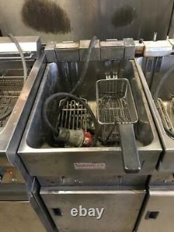 Valentine Single Tank Twin Basket Free Standing Electric Fryer Three Phase