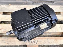 WAT 7.5kW Motor 1450RPM 4-Pole 132M Frame B3 Foot AC Electric Motor 38mm Shaft